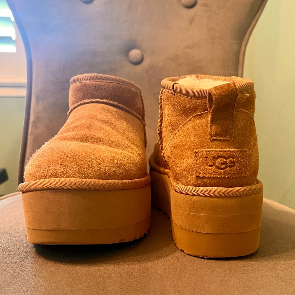 UGG Women's Classic Ultra Mini Platform Boot